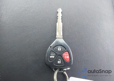 2011 Toyota Avalon z USA, uszkodzony, nr VIN 4T1BK3DBXBU410053